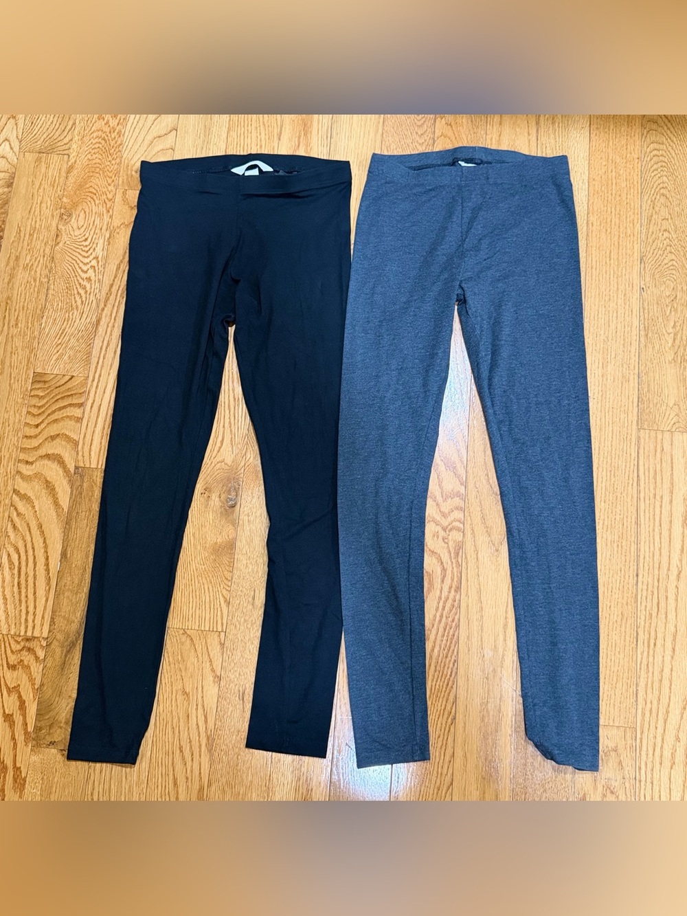 H&M Women’s Small Leggings 2-Pack Black Gray Stretch Basic Casual Pants (Small)